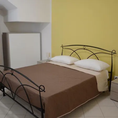 Cristoforo Colombo Apartment